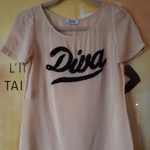 Moschino silk Diva Top. Size 40 IT..